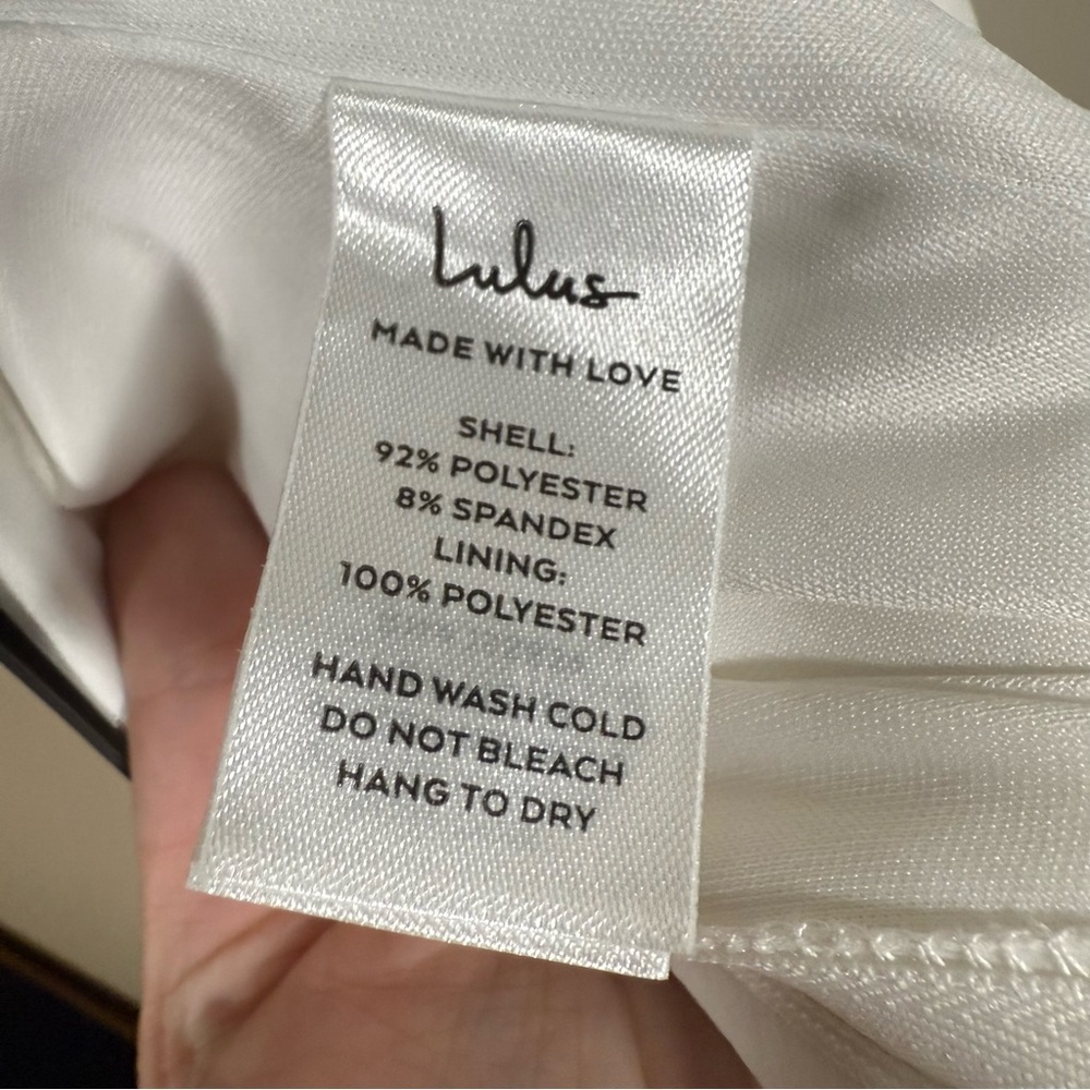 Lulus Immense Glamour White Satin Ruffled Off-the-Shoulder Jumpsuit XL New - Picture 9 of 9